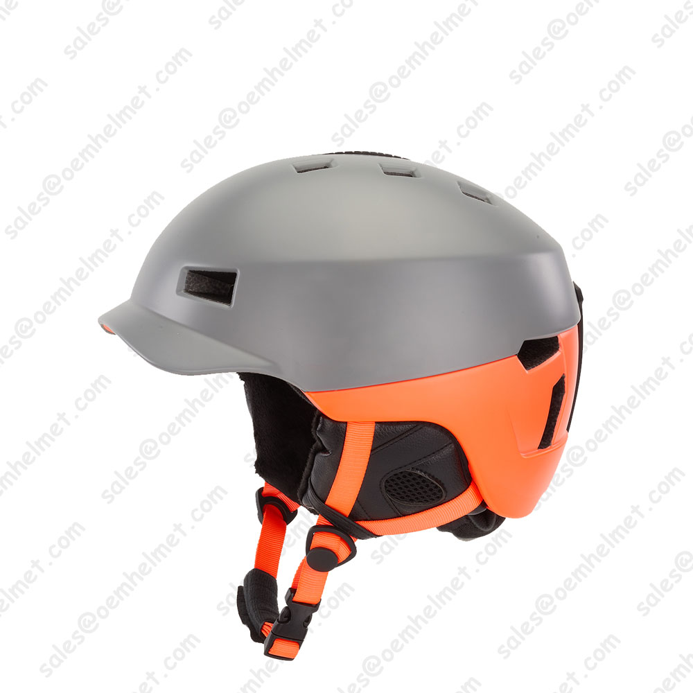 Climbing helmet