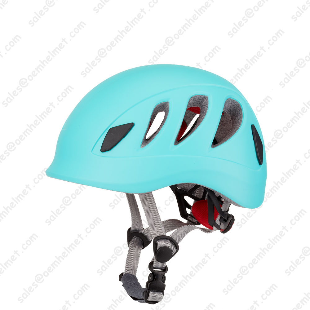 Climbing helmet