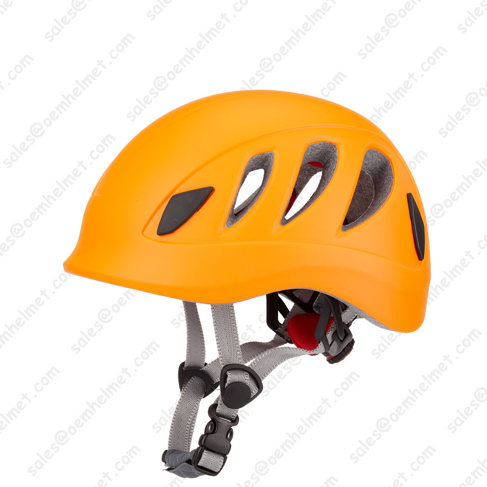 Climbing helmet